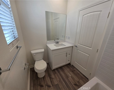 1956 S Hartford Place - Photo Thumbnail 8