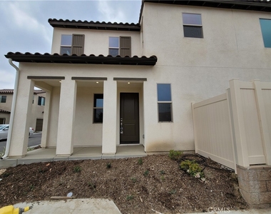 1956 S Hartford Place - Photo Thumbnail 1