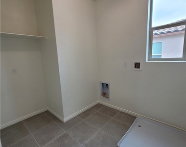 1956 S Hartford Place - Photo Thumbnail 18