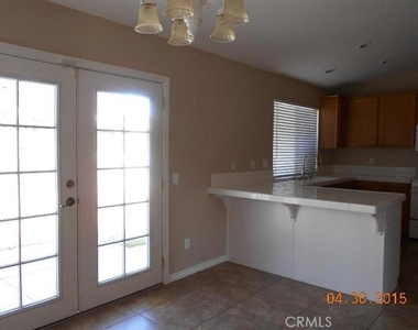 9058 Harvard Avenue - Photo Thumbnail 4