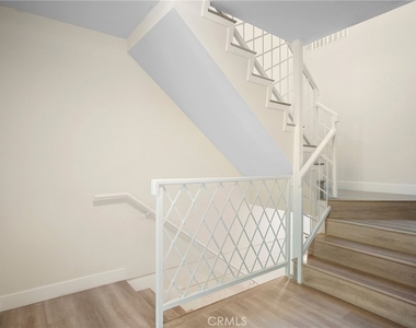 918 E Harvard Street - Photo Thumbnail 9