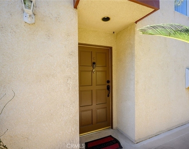 918 E Harvard Street - Photo Thumbnail 31
