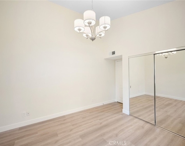 918 E Harvard Street - Photo Thumbnail 26