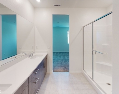15166 Horizon Street - Photo Thumbnail 4