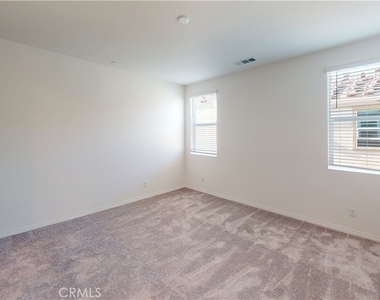 15166 Horizon Street - Photo Thumbnail 6