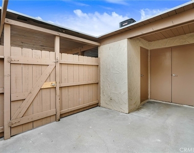 3700 Mountain Avenue - Photo Thumbnail 18
