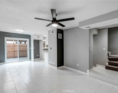 3700 Mountain Avenue - Photo Thumbnail 8