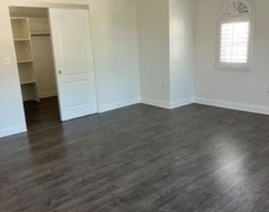 1473 S Rebecca Street S - Photo Thumbnail 12