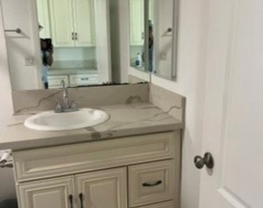 1473 S Rebecca Street S - Photo Thumbnail 17