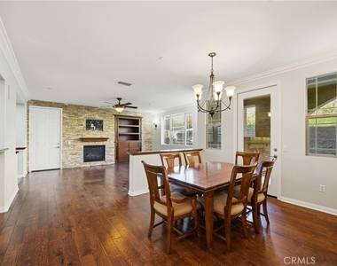 12422 Benton Drive - Photo Thumbnail 8