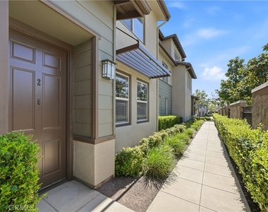 12422 Benton Drive - Photo Thumbnail 1