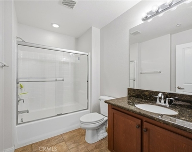 12422 Benton Drive - Photo Thumbnail 16