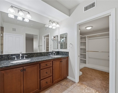 12422 Benton Drive - Photo Thumbnail 23