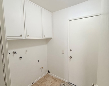 5948 Quiroz - Photo Thumbnail 15