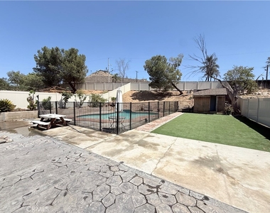 5948 Quiroz - Photo Thumbnail 25