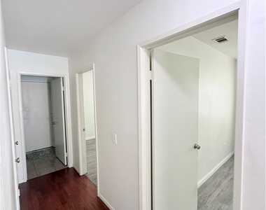 5948 Quiroz - Photo Thumbnail 16