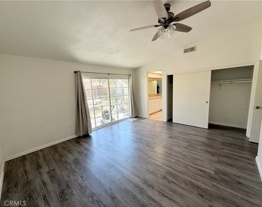 5948 Quiroz - Photo Thumbnail 11