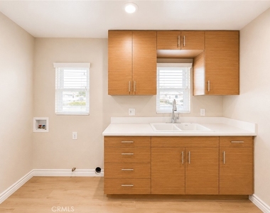 440 E Puente Street - Photo Thumbnail 6