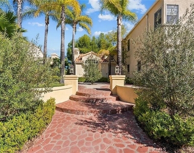 3450 Malaga Court - Photo Thumbnail 8
