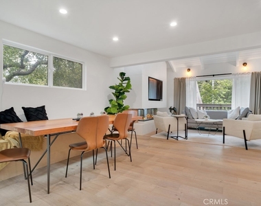 850 Country Club Drive - Photo Thumbnail 9