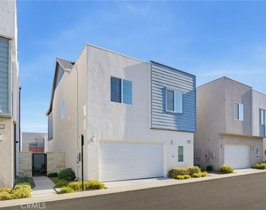 27143 Scrub Oak Court - Photo Thumbnail 2