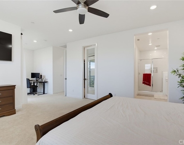 27143 Scrub Oak Court - Photo Thumbnail 16