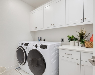 27143 Scrub Oak Court - Photo Thumbnail 14