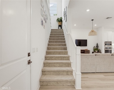 27143 Scrub Oak Court - Photo Thumbnail 9