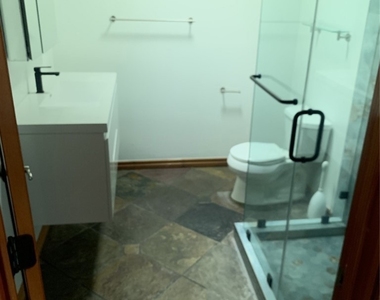1718 Cleveland - Photo Thumbnail 30