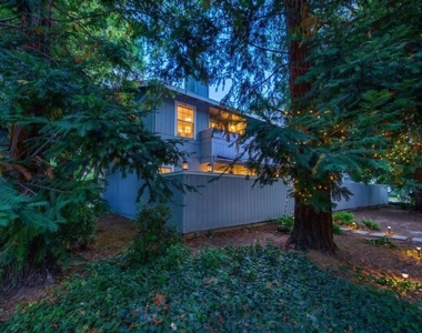4125 Amberwood Cir - Photo Thumbnail 12