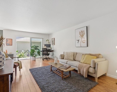 94 Bayo Vista Ave - Photo Thumbnail 11