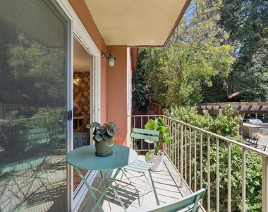 94 Bayo Vista Ave - Photo Thumbnail 17