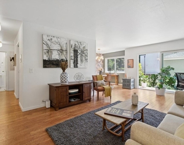 94 Bayo Vista Ave - Photo Thumbnail 12