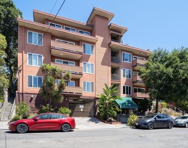 94 Bayo Vista Ave - Photo Thumbnail 1