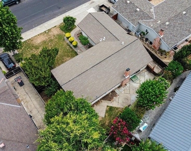 1359 Anza - Photo Thumbnail 6