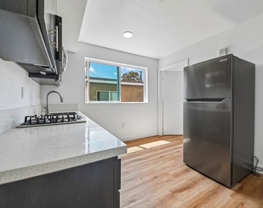 219 E 87th Street - Photo Thumbnail 6