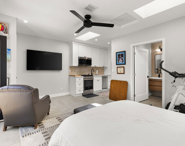 8102 Stewart Avenue - Photo Thumbnail 6
