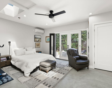 8102 Stewart Avenue - Photo Thumbnail 4