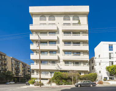 1601 N Fuller Avenue - Photo Thumbnail 2