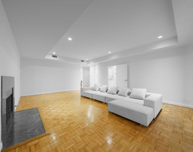 1601 N Fuller Avenue - Photo Thumbnail 8