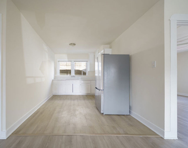 229 E 85th Street - Photo Thumbnail 5