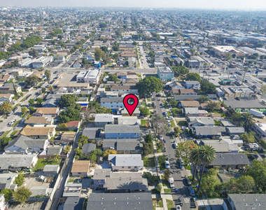 229 E 85th Street - Photo Thumbnail 17