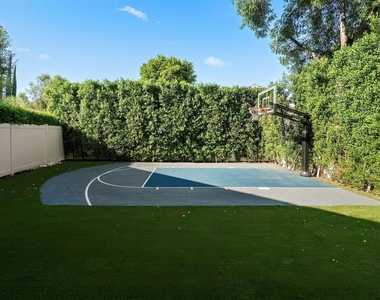 5124 Calvin Avenue - Photo Thumbnail 27