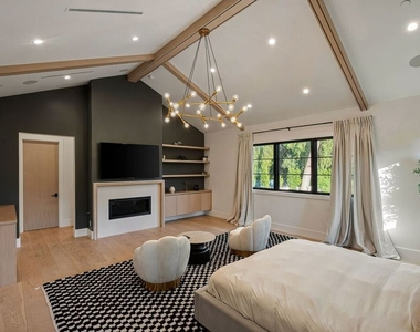 5124 Calvin Avenue - Photo Thumbnail 15