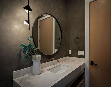 5124 Calvin Avenue - Photo Thumbnail 25