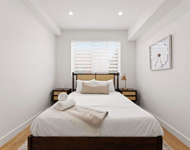 5118 Laurel Canyon - Photo Thumbnail 9