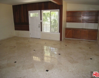 9814 Baden Avenue - Photo Thumbnail 12