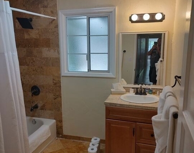9814 Baden Avenue - Photo Thumbnail 23