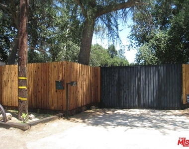 9814 Baden Avenue - Photo Thumbnail 10
