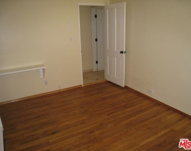9814 Baden Avenue - Photo Thumbnail 17